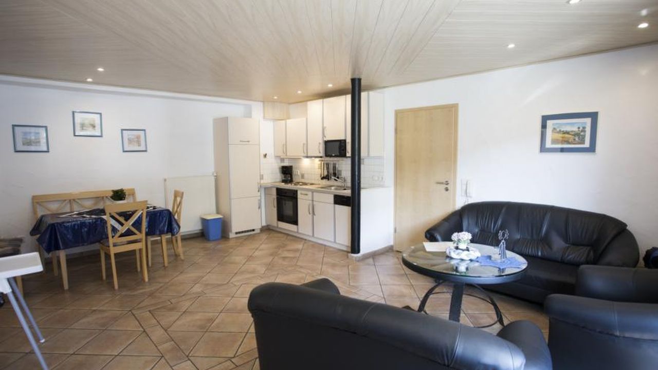Gerwenshof, Familie Schmidt - Ferienwohnung Dreschdeele - Niedersorpe Schmallenberger Sauerland Gerwenshof, Familie Schmidt - Ferienwohnung Dreschdeele - Niedersorpe Schmallenberger Sauerland